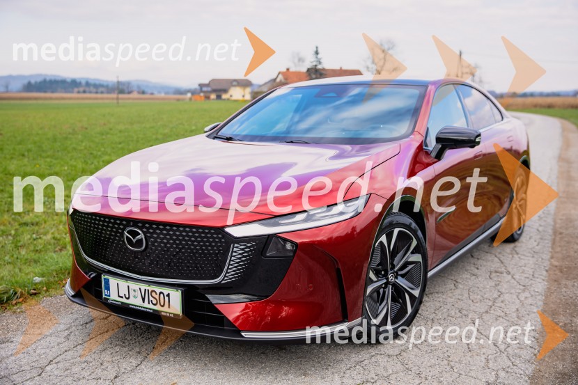 Nova električna Mazda 6e