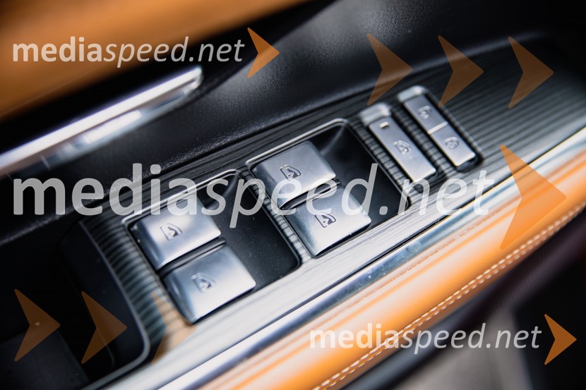 Nova električna Mazda 6e