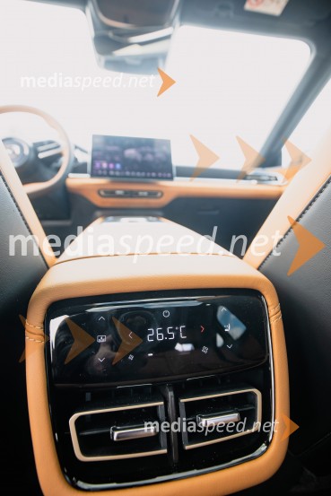 Nova električna Mazda 6e