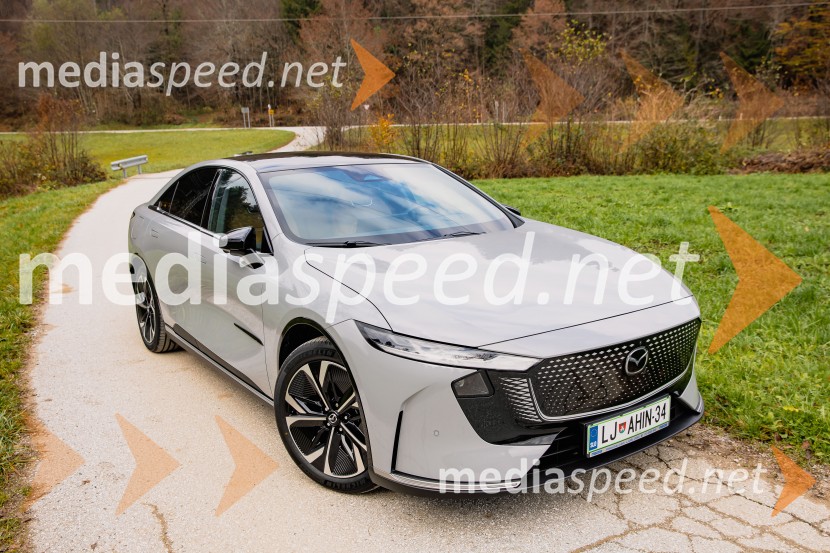 Nova električna Mazda 6e