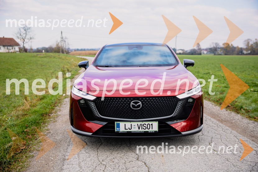 Nova električna Mazda 6e