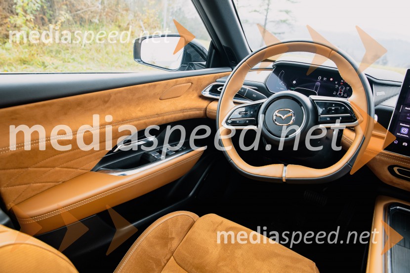 Nova električna Mazda 6e