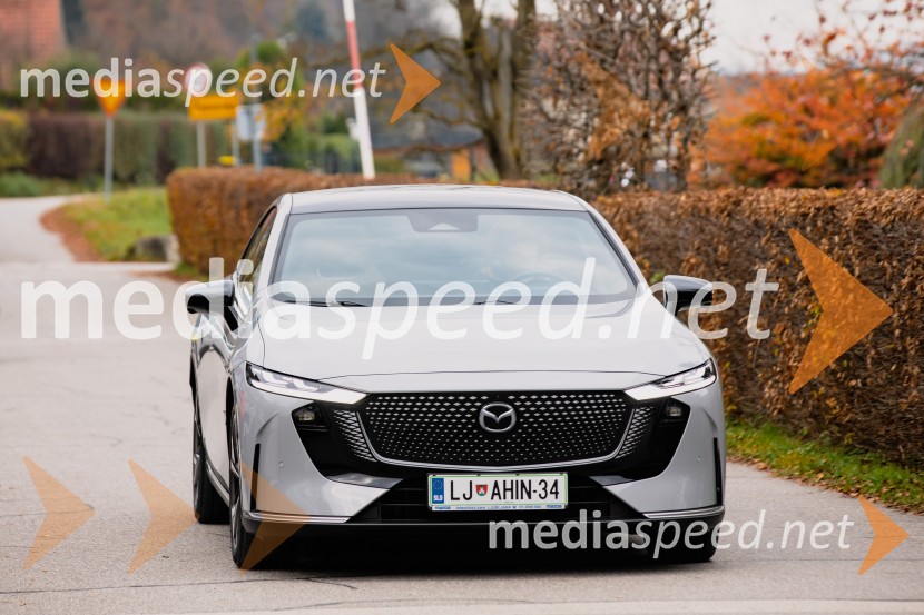 Nova električna Mazda 6e