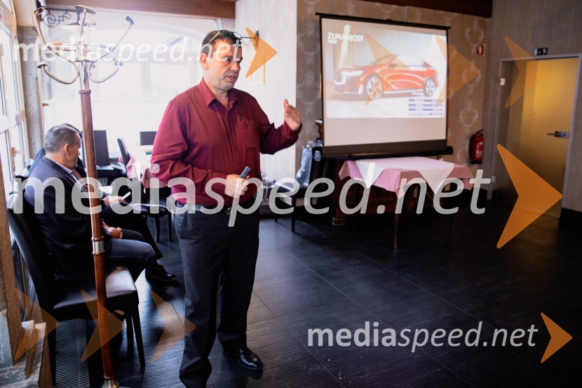 Nova električna Mazda 6e