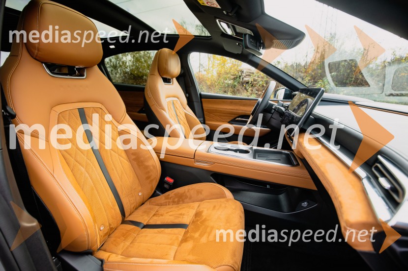 Nova električna Mazda 6e