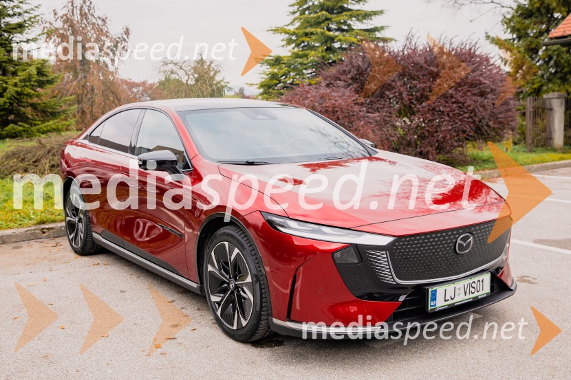 Nova električna Mazda 6e