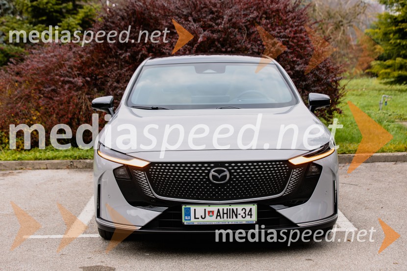 Nova električna Mazda 6e
