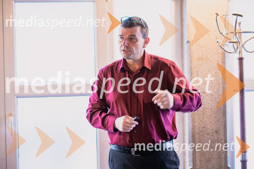 Nova električna Mazda 6e