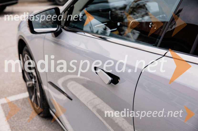 Nova električna Mazda 6e