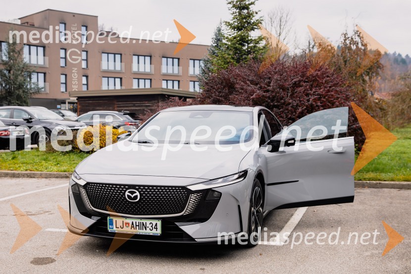 Nova električna Mazda 6e