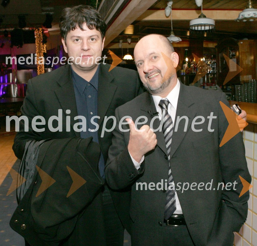 Daniel Šmid Danny, vedeževalec in Zmago Jelinčič Plemeniti, poslanec
Ljudje RAZNO