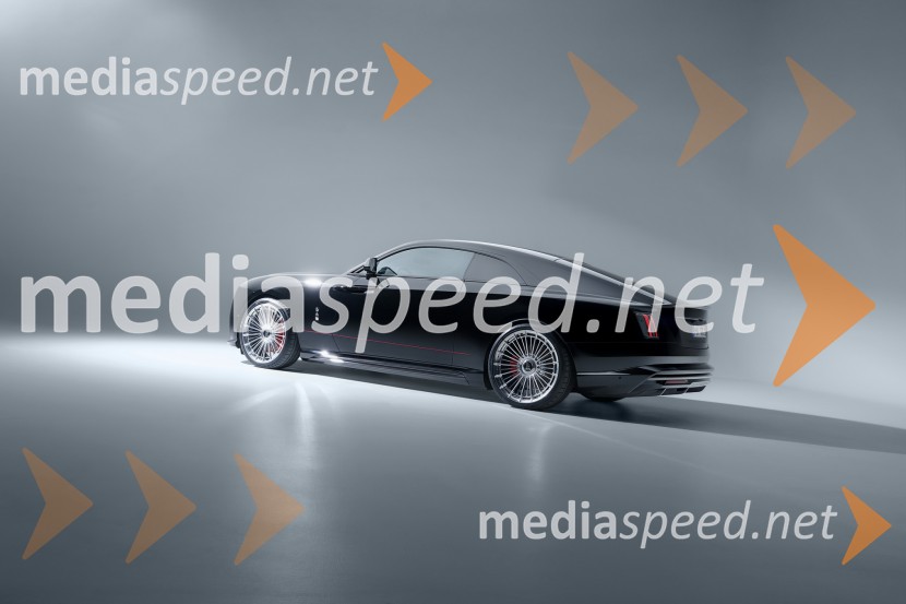 SPOFEC razkriva preobleko za Rolls-Royce Black Badge Spectre