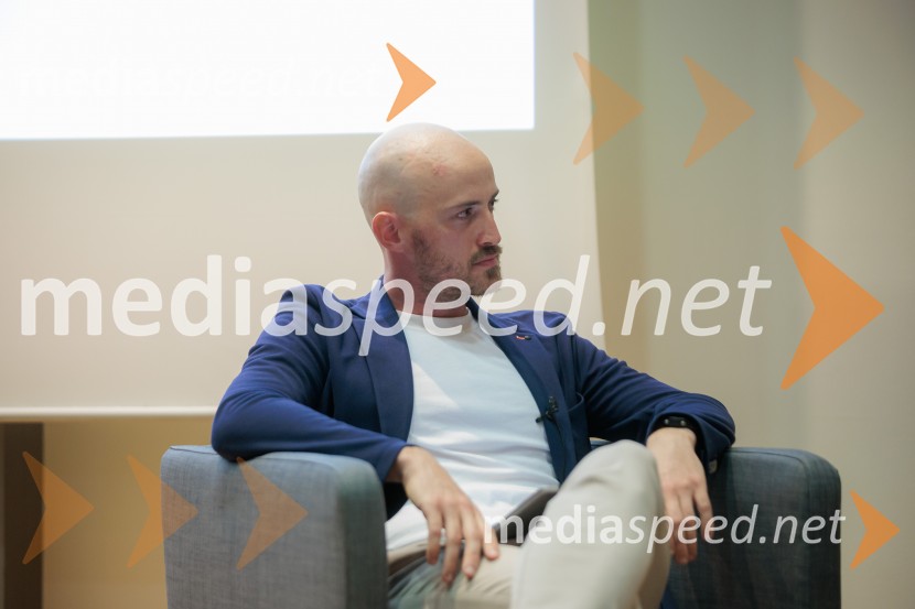 Pogovor z Allison Sweet Grant in Adamom Grantom