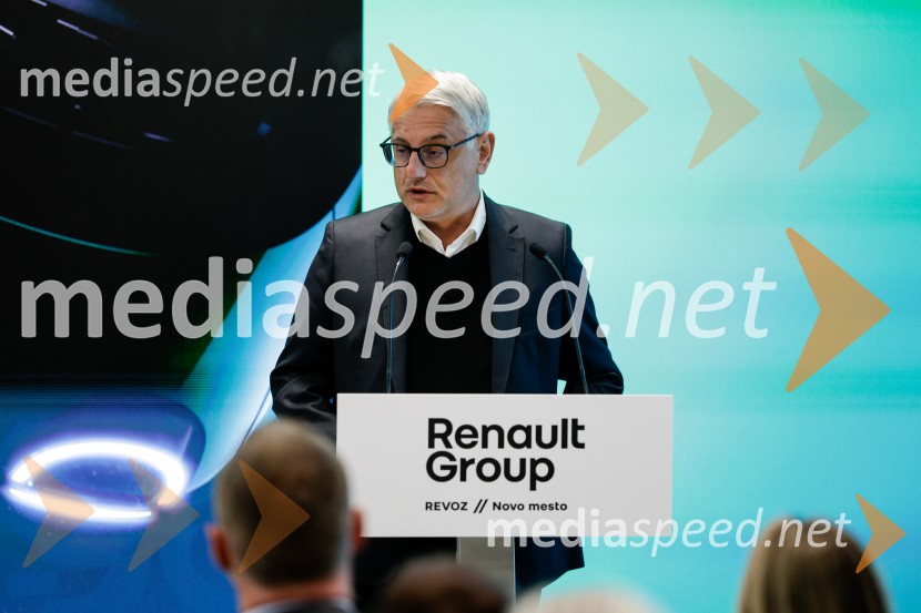  Matjaž Han, minister za gospodarstvo, turizem in športRenault Twingo E-Tech electric: prihodnost mestne mobilnosti