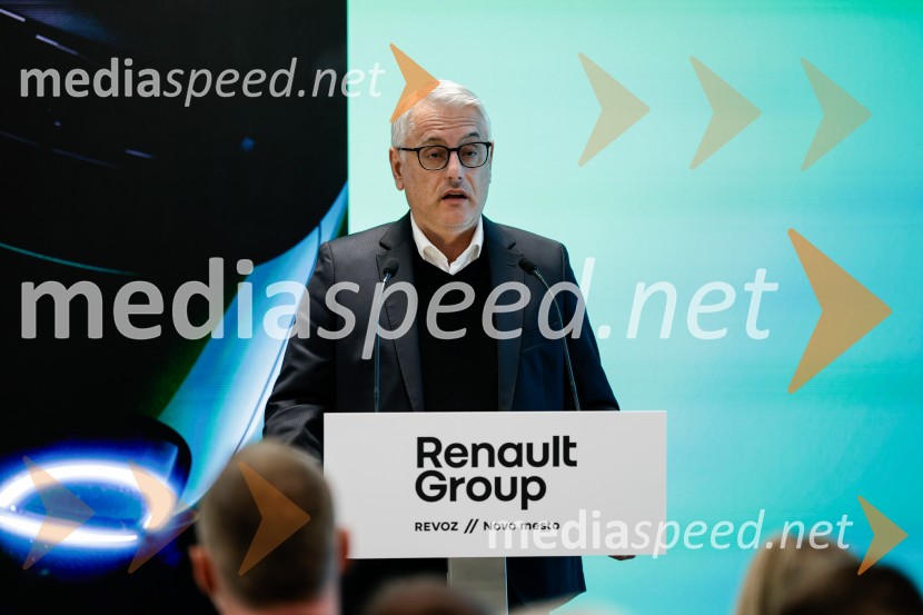  Matjaž Han, minister za gospodarstvo, turizem in športRenault Twingo E-Tech electric: prihodnost mestne mobilnosti