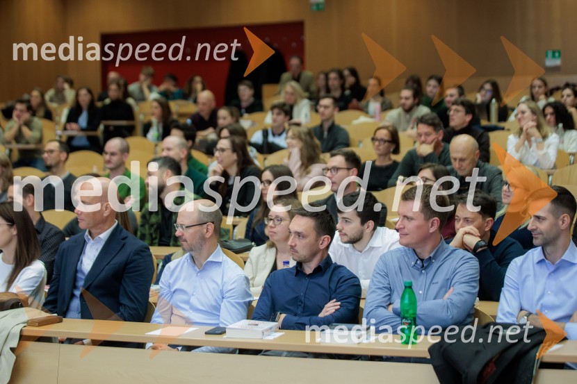 Pogovor s prof. dr. Adamom M. Grantom