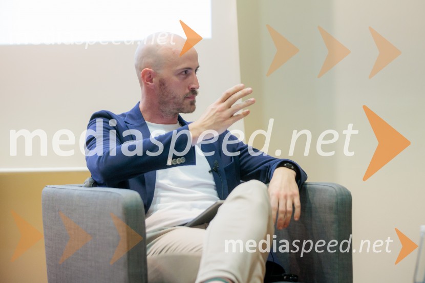 Pogovor s prof. dr. Adamom M. Grantom