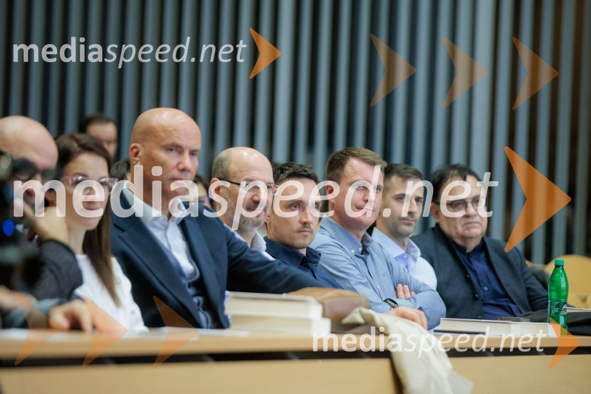 Pogovor s prof. dr. Adamom M. Grantom