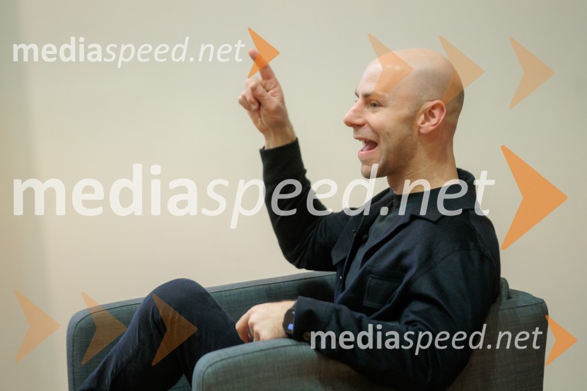 Pogovor s prof. dr. Adamom M. Grantom