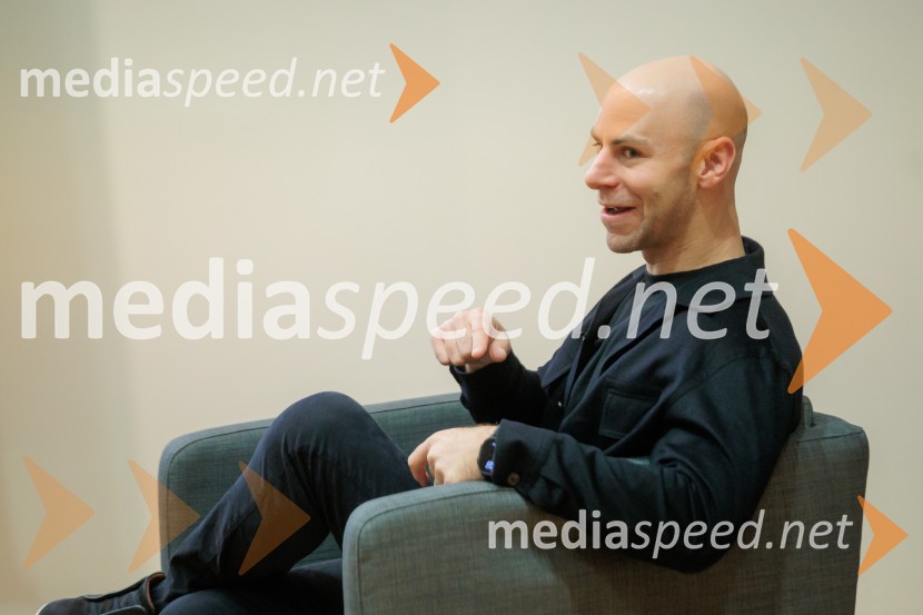 Pogovor s prof. dr. Adamom M. Grantom