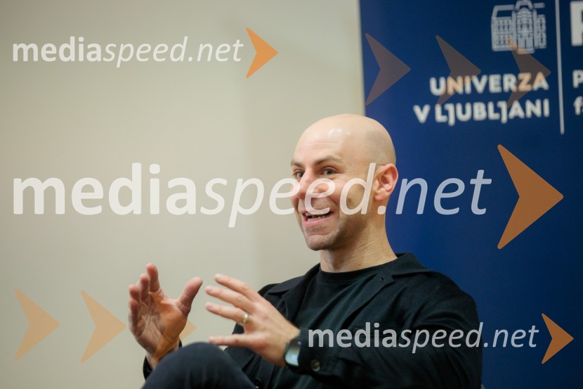 Pogovor s prof. dr. Adamom M. Grantom