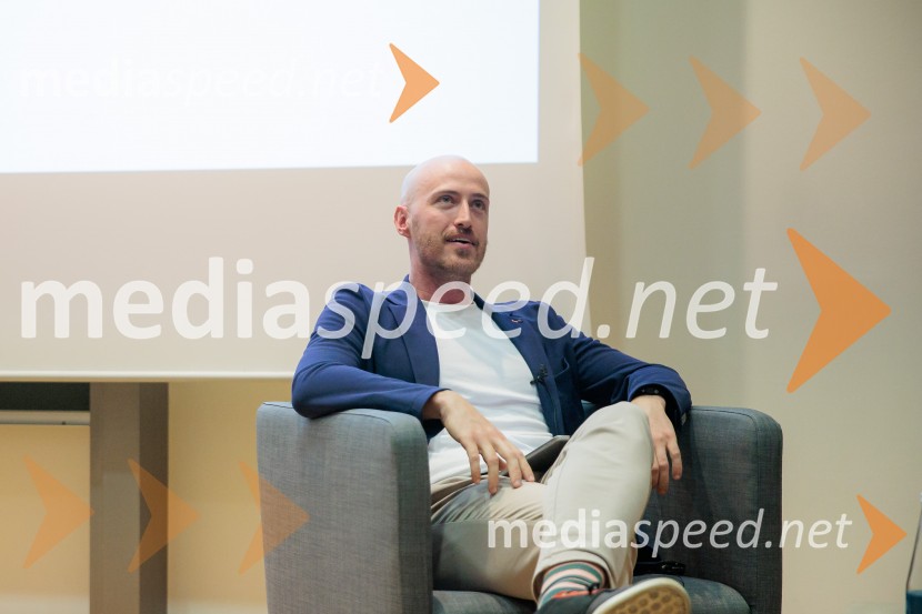 Pogovor s prof. dr. Adamom M. Grantom