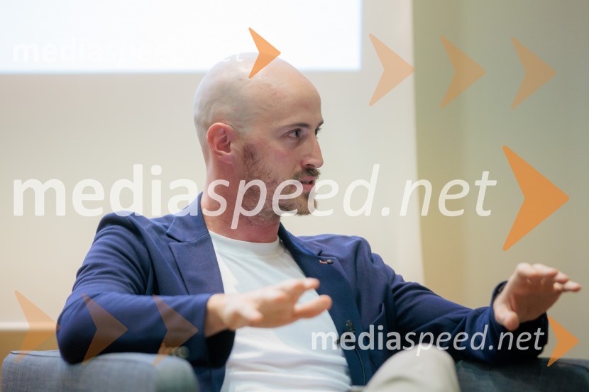 Pogovor s prof. dr. Adamom M. Grantom