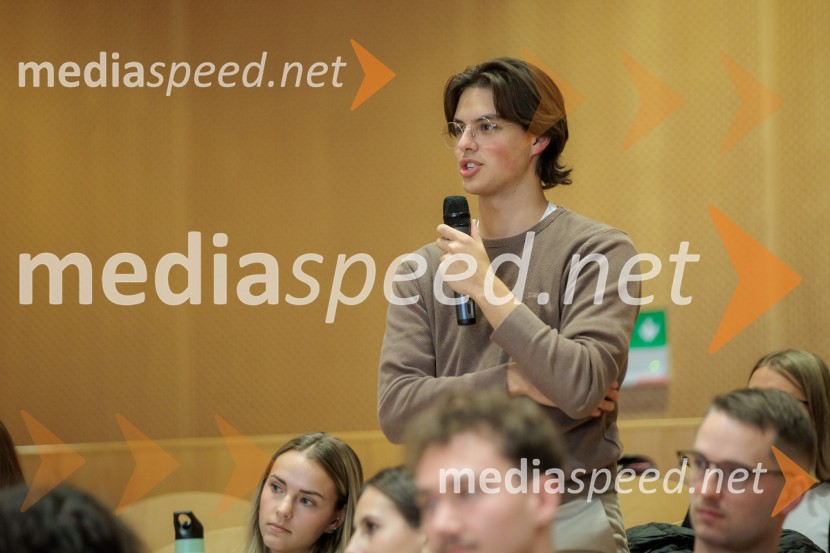 Pogovor s prof. dr. Adamom M. Grantom