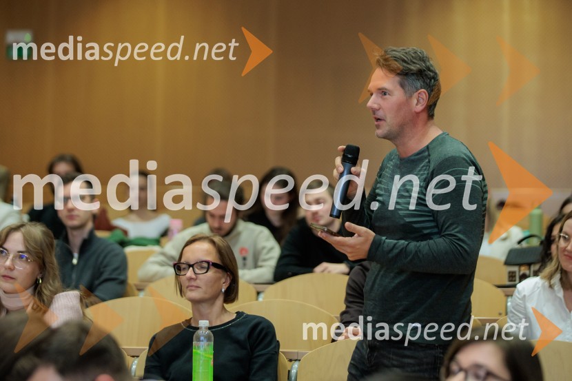 Pogovor s prof. dr. Adamom M. Grantom