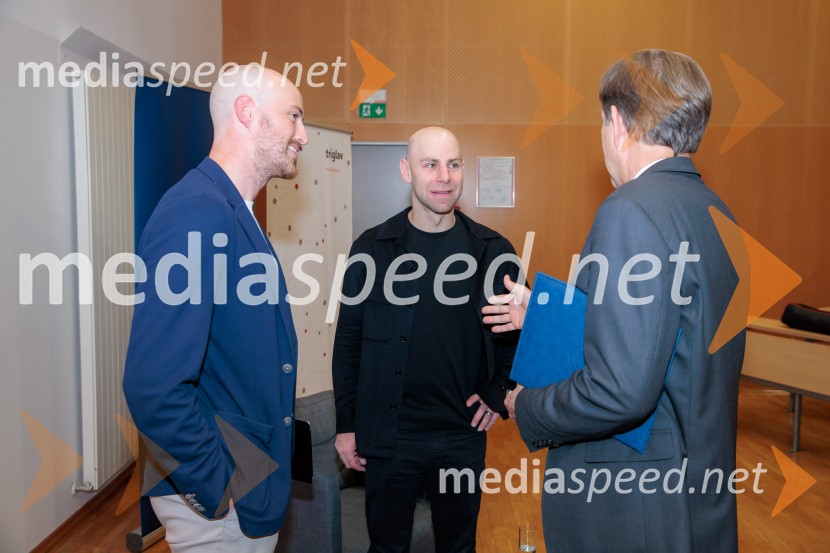 Pogovor s prof. dr. Adamom M. Grantom