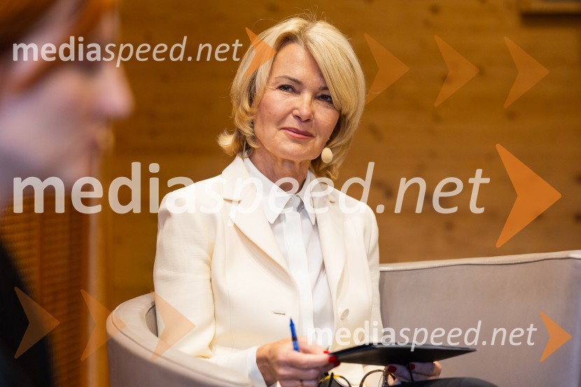 Slovenski konzularni zbor na Škrabčevi domačiji