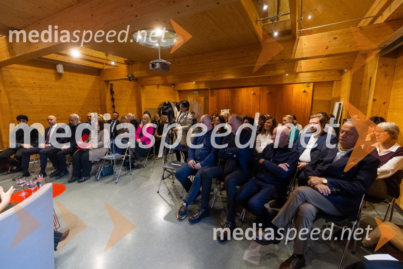 Slovenski konzularni zbor na Škrabčevi domačiji