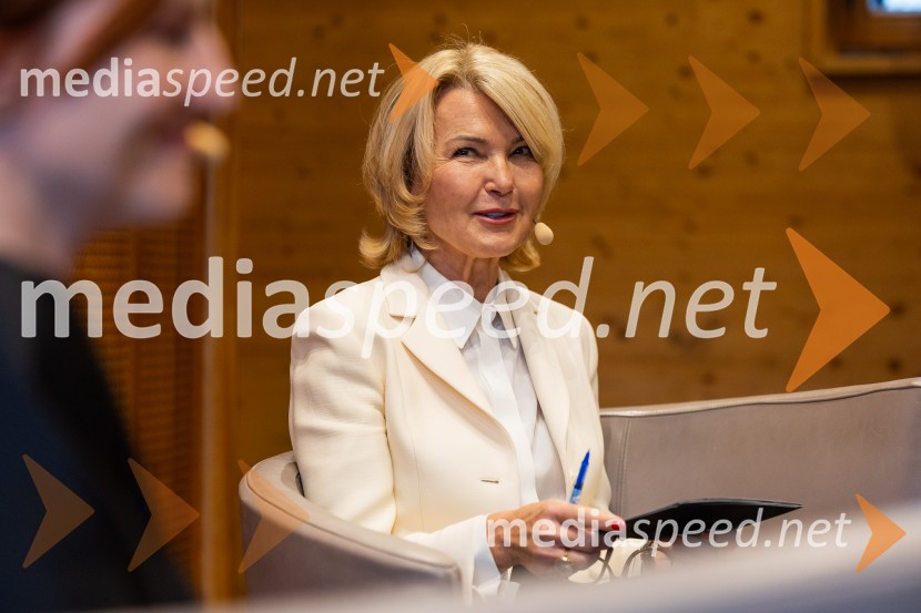 Slovenski konzularni zbor na Škrabčevi domačiji