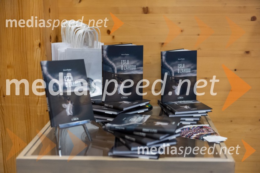 Slovenski konzularni zbor na Škrabčevi domačiji