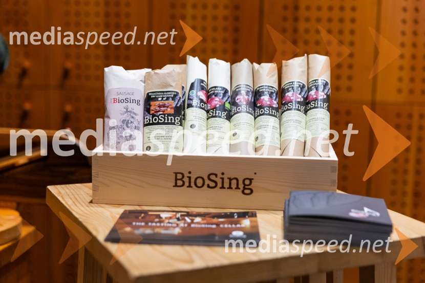 Slovenski konzularni zbor na Škrabčevi domačiji