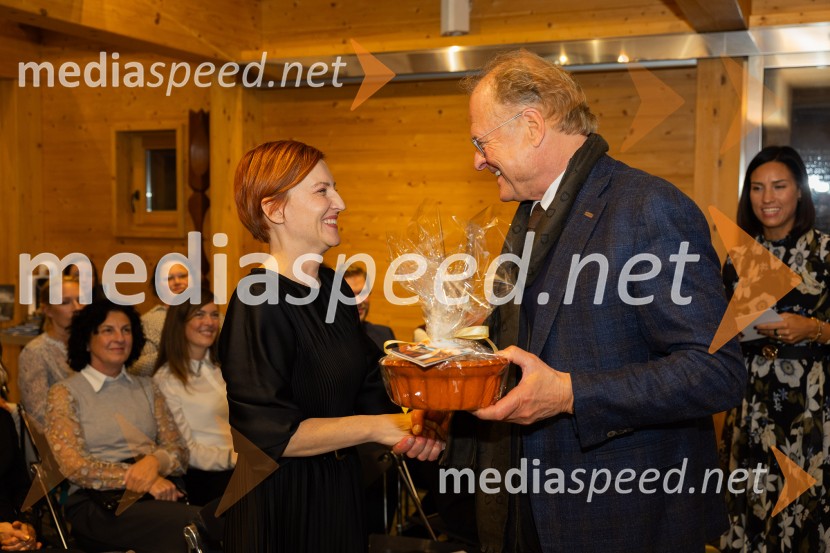 Slovenski konzularni zbor na Škrabčevi domačiji