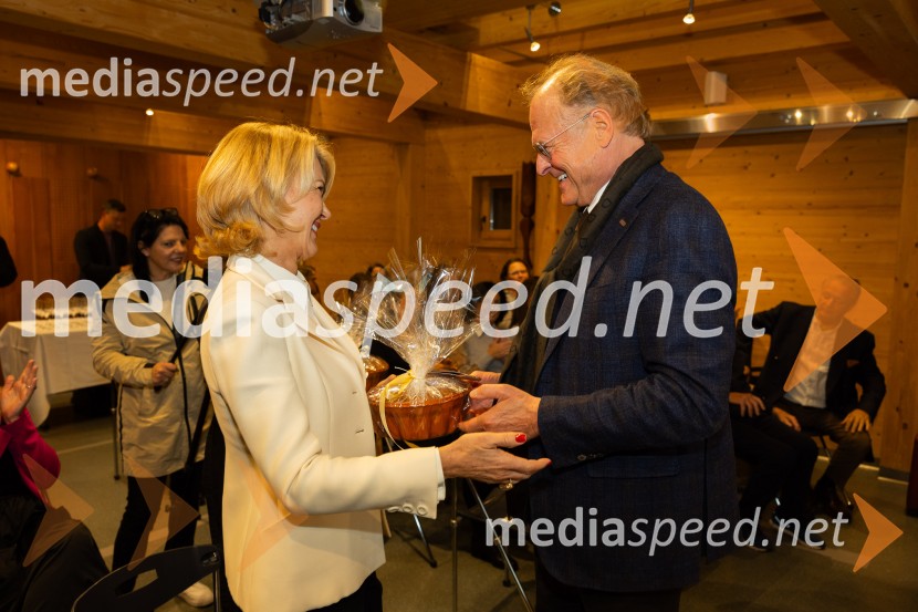 Slovenski konzularni zbor na Škrabčevi domačiji