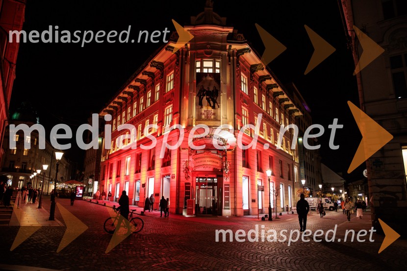 Galerija Emporium v središču prestolnice znova postala oder italijanske elegance