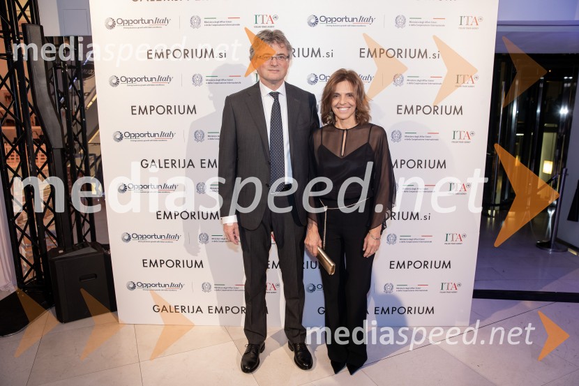 Galerija Emporium v središču prestolnice znova postala oder italijanske elegance