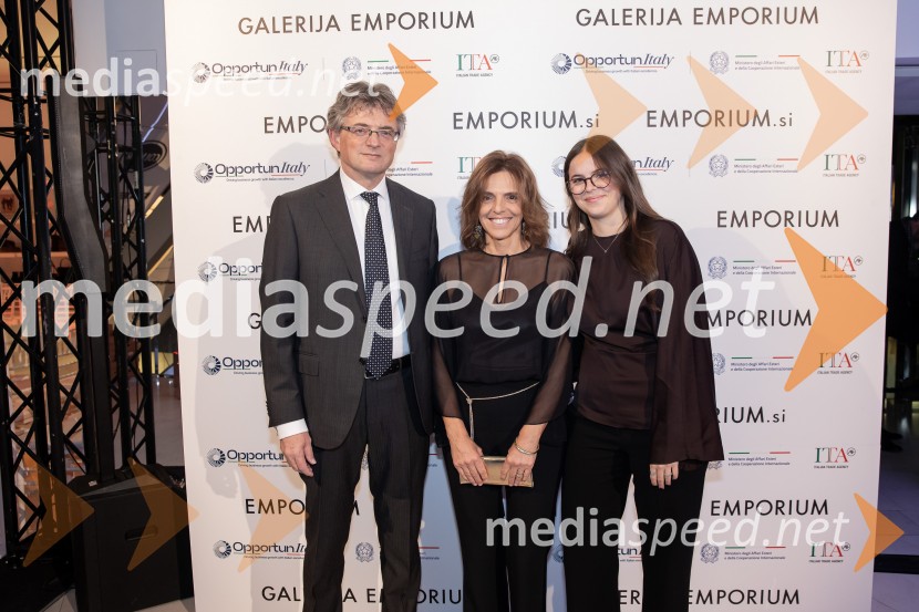Galerija Emporium v središču prestolnice znova postala oder italijanske elegance