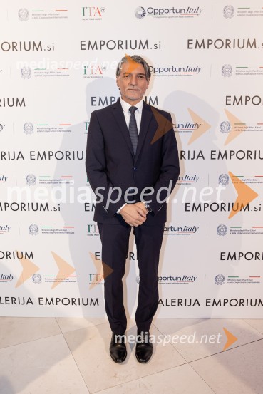 Galerija Emporium v središču prestolnice znova postala oder italijanske elegance