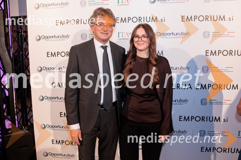 Galerija Emporium v središču prestolnice znova postala oder italijanske elegance