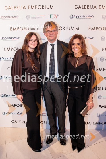 Galerija Emporium v središču prestolnice znova postala oder italijanske elegance