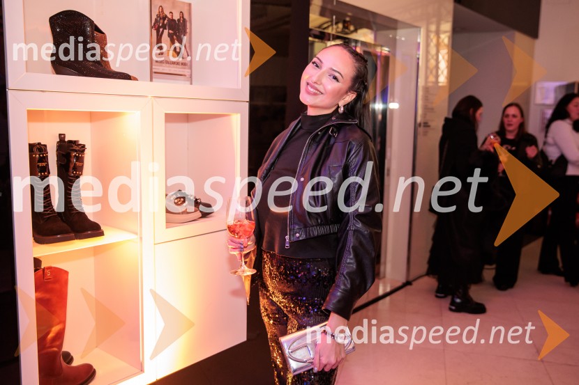 Galerija Emporium v središču prestolnice znova postala oder italijanske elegance