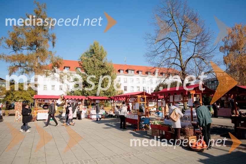 Tržnica lokalnih dobrot v Kranju