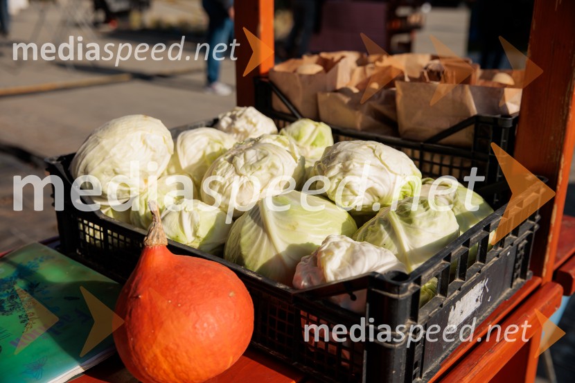 Tržnica lokalnih dobrot v Kranju