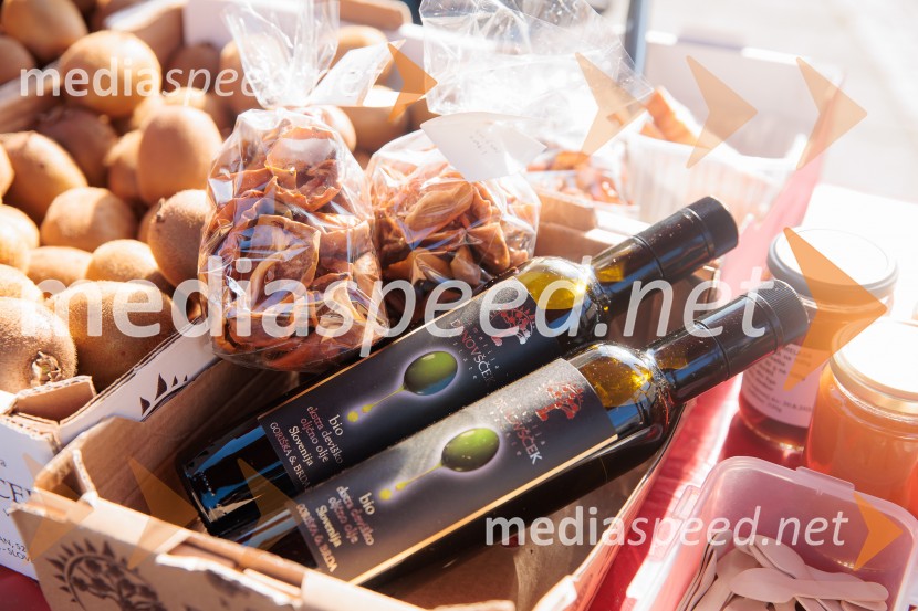 Tržnica lokalnih dobrot v Kranju