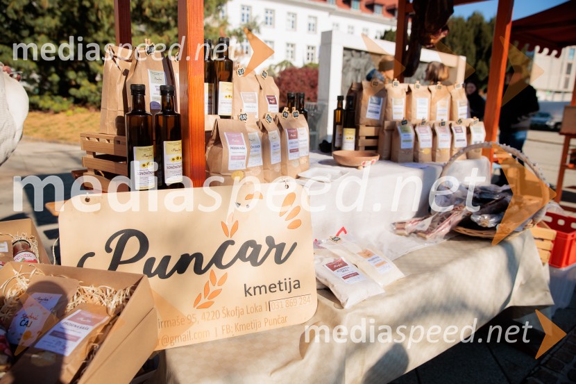 Tržnica lokalnih dobrot v Kranju