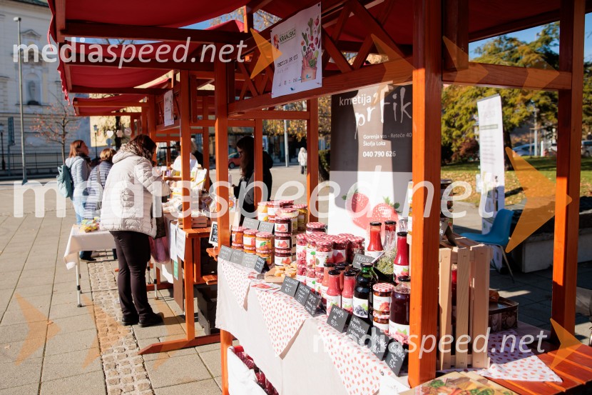 Tržnica lokalnih dobrot v Kranju