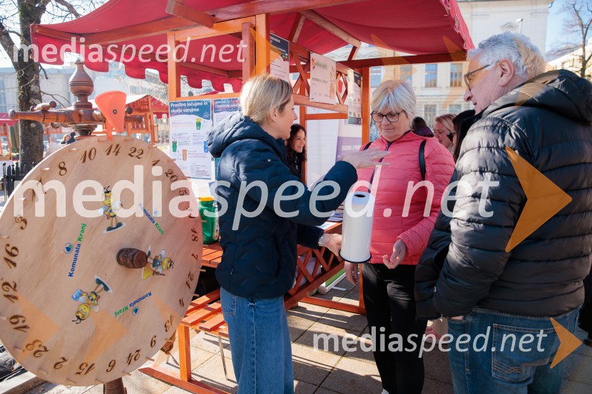 Tržnica lokalnih dobrot v Kranju